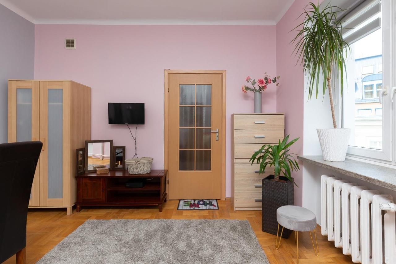 Apartamento Metro Politechnika Studio Konstytucji By Renters Varsovia Exterior foto